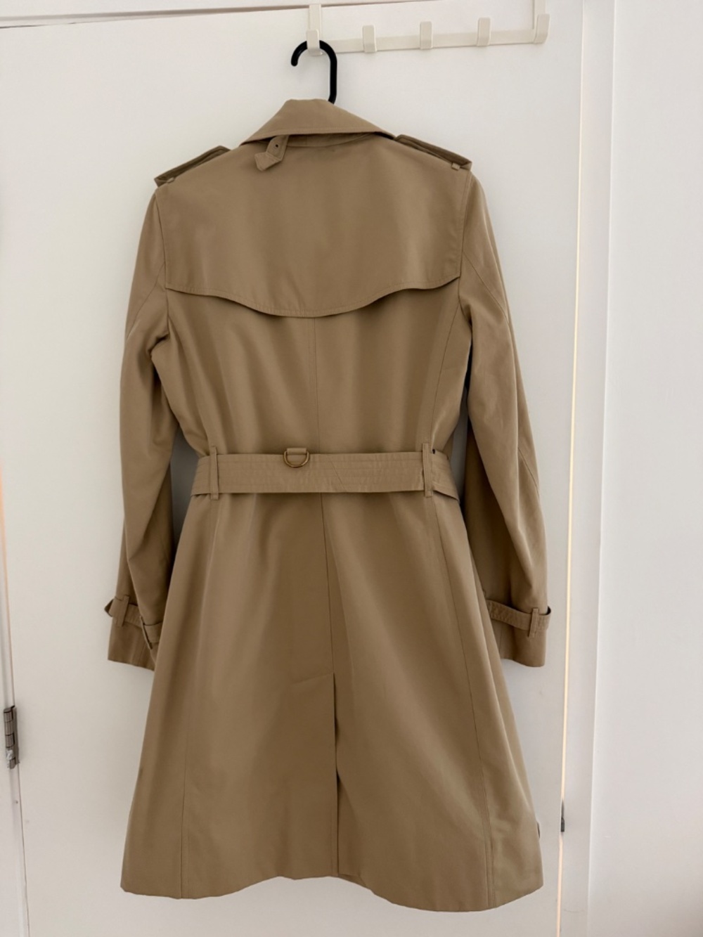 Unworn Burberry The Kensington Long Heritage ClassicTrench Coat Honey Beige US 8 - Picture 6 of 10